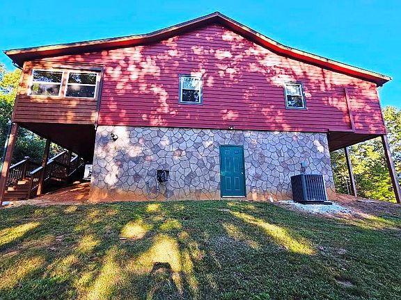 54th image of 124 Graystone Dr