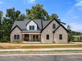 2861 Saint Giles Ct, High Point, NC 27262