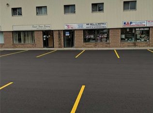 160 Pony Dr, Newmarket, ON