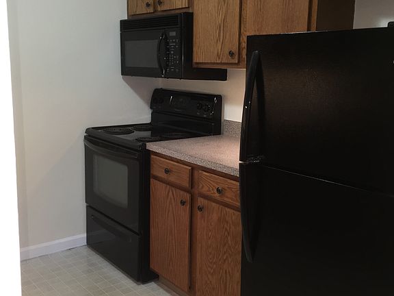 4th image of 2 Marc Dr APT 2A5