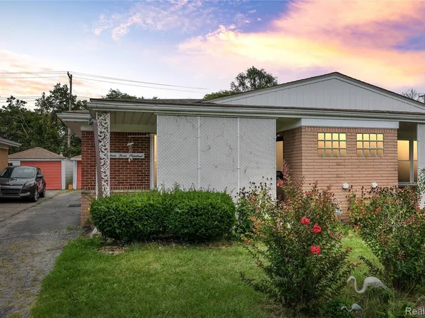 19298 Lahser Rd, Detroit, MI 48219