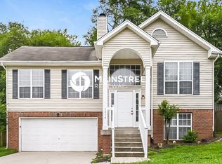 1014 Lassiter Dr, Goodlettsville, TN 37072