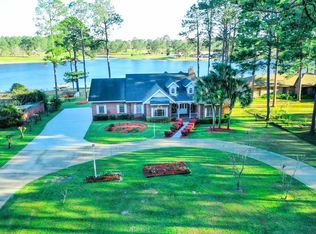 1201 Lakeview Dr, Blackshear, GA 31516