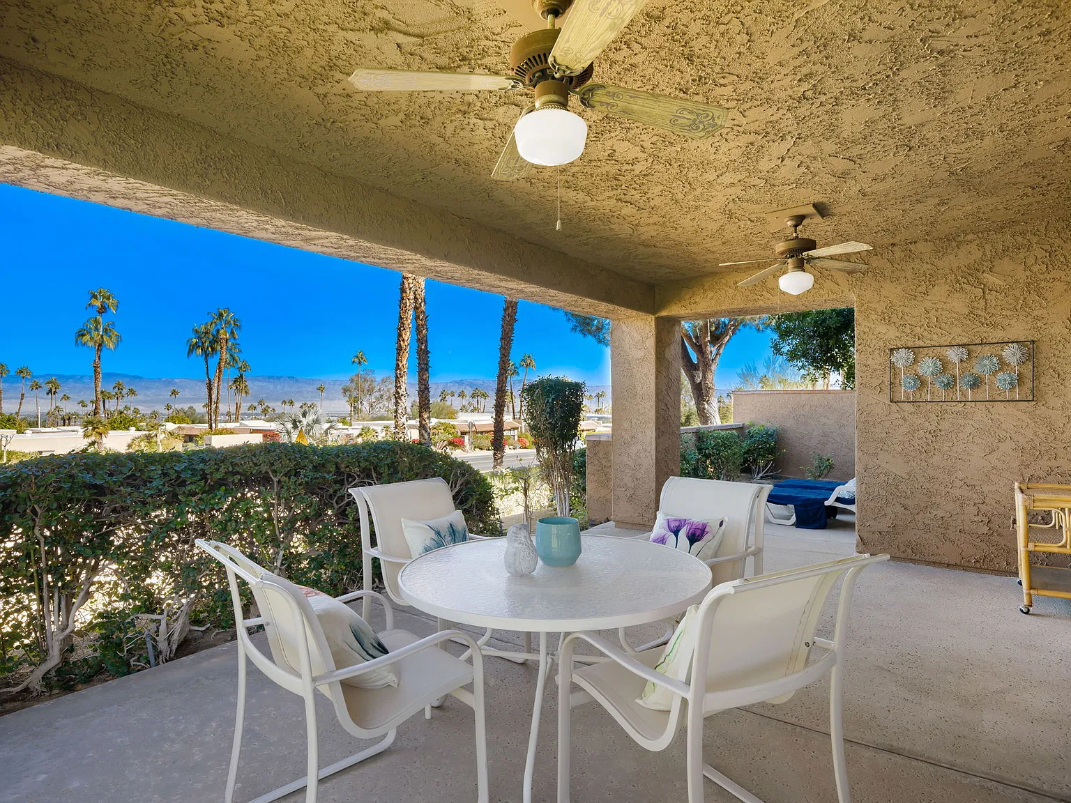 2 bed, 1745 sqft, $7,000 — Photo 2