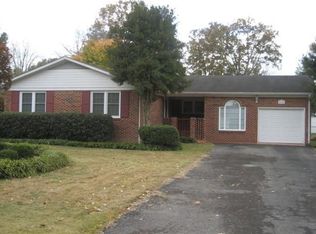 610 Stuart St, Tullahoma, TN 37388