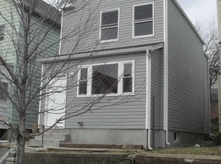 32 Van Rensselaer St, Belleville, NJ 07109