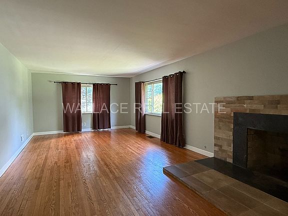 2nd image of 136 Gilbert Ln