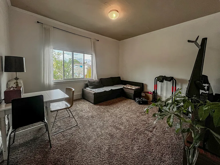 426 15th Ave E #B — Photo 20