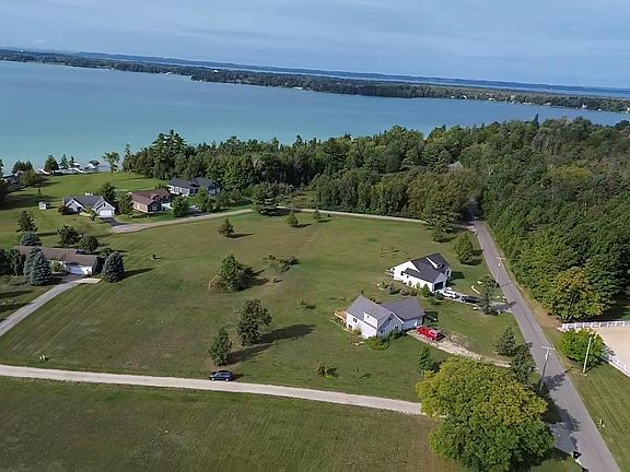4th image of 13019 Elk Tip Dr