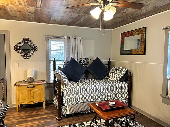 2nd image of 161 Alexander Dr #8