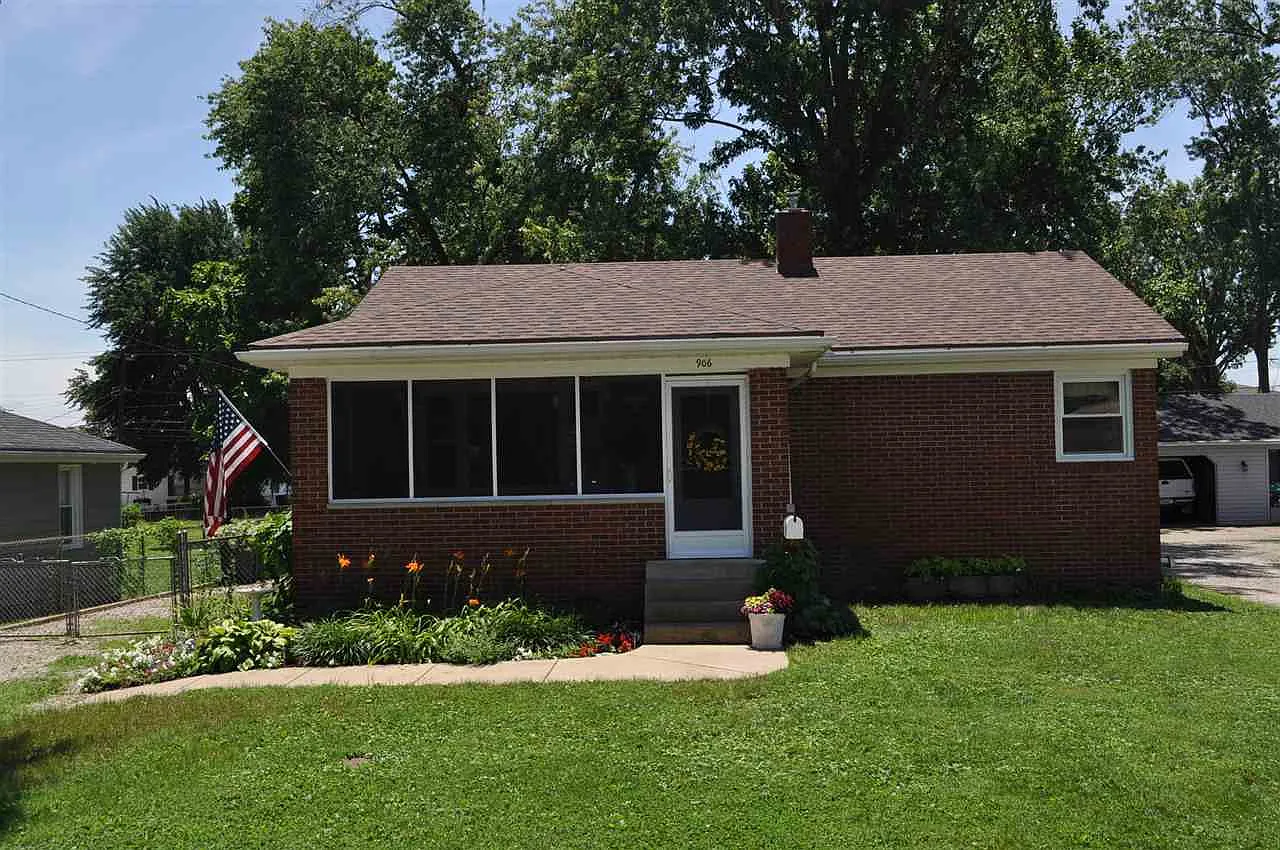 906 W Heerdink Ave photo 1
