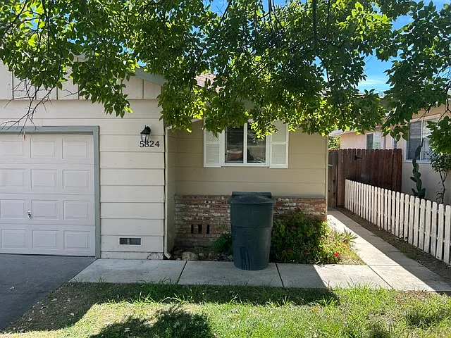 2 bed, $1,500 — Photo 3