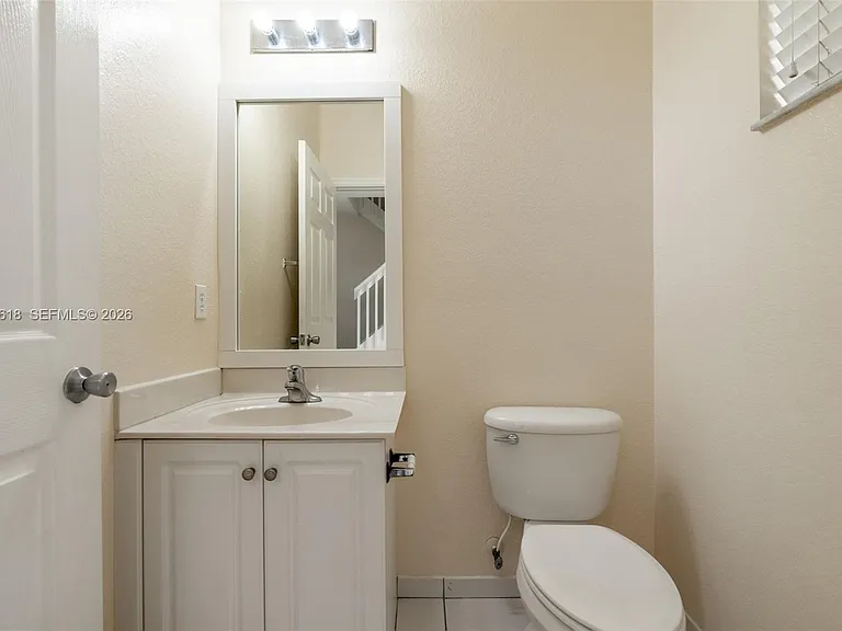 6051 SW 19th Pl — Photo 22