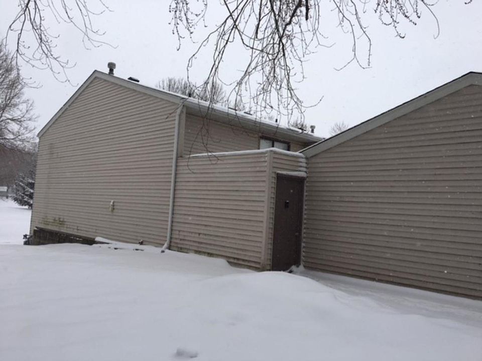 1st image of 8921 Ironwood Ave S