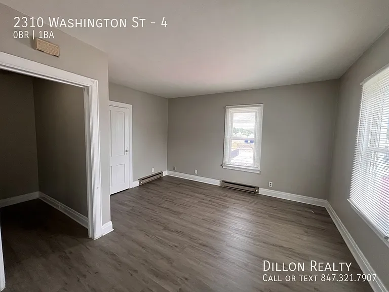 2310 Washington St #4 — Photo 2