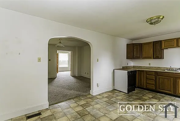 1417 W Memorial Dr #1 — Photo 11