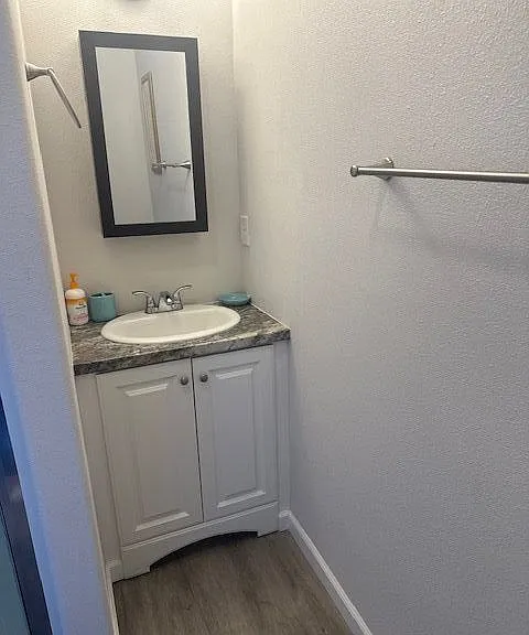 702 S 48th Ave — Photo 13