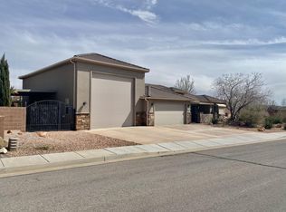 1132 N Camel Springs Dr, Washington, UT 84780