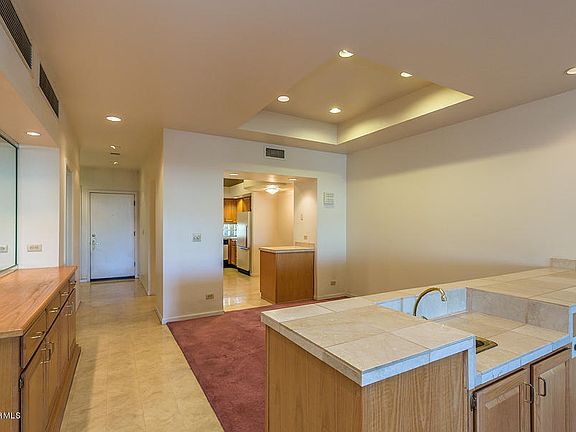 5th image of 902 W Glendale Ave Unit 107