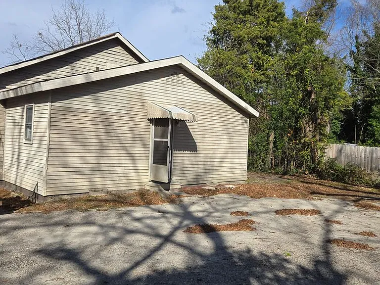 1401 Old Norlina Rd — Photo 11