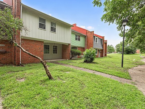 2nd image of 6440 Commons Dr