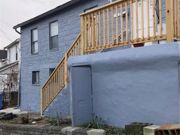 121 Magazine St, Carnegie, PA 15106