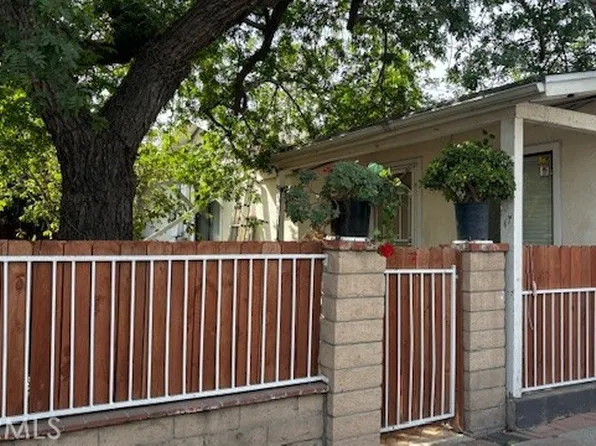 12049 Sheldon St, Sun Valley, CA 91352