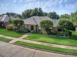 3206 Oxford Dr, Rowlett, TX
