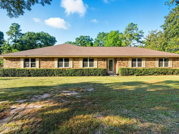 101 Greenwood Dr, Hattiesburg, MS 39402