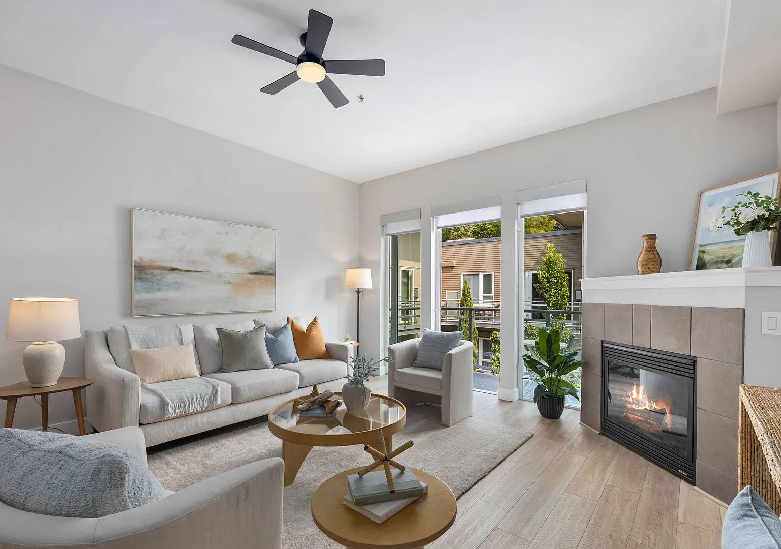 2Bd/2Ba Kirkland Condo — Photo 4