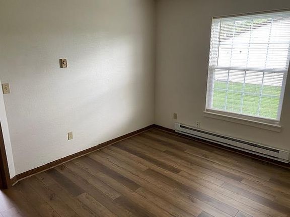5th image of 531B New Haven Ct #B