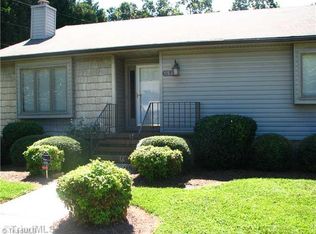 175 Old Mill Rd APT A, High Pt, NC 27265