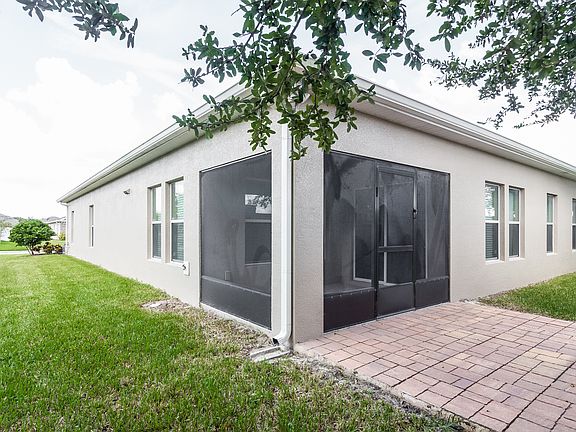5th image of 429 Millwood Pl
