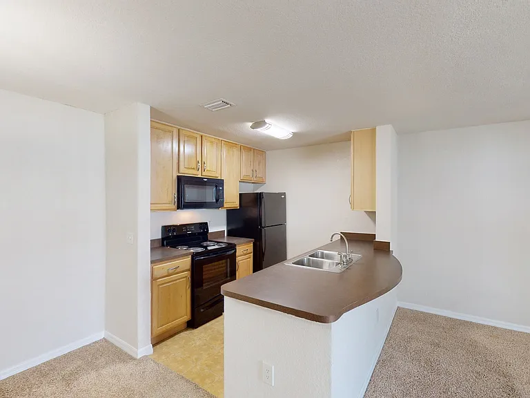 The Breyley Apartments — Photo 76