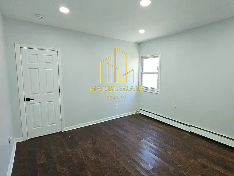10 Rodwell Ave #11 — Photo 17