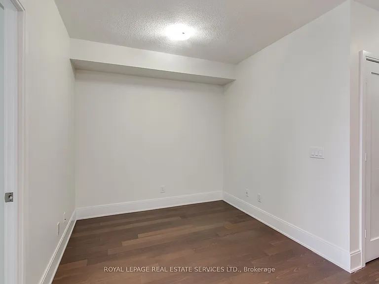 25 Broadway Ave #1408 — Photo 12