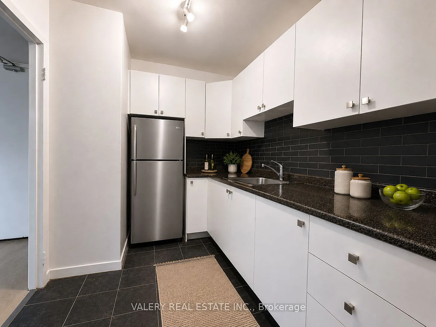 1 bed, $1,850 — Photo 4