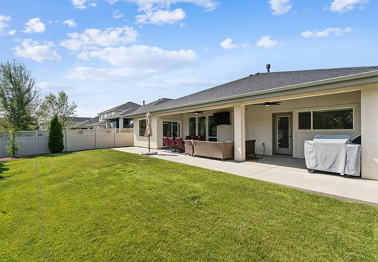 3821 W Balducci St — Photo 38