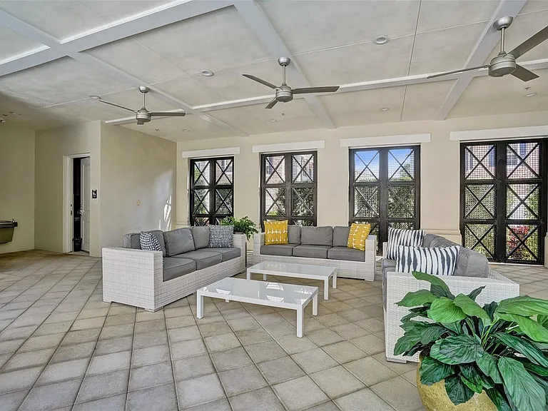 381 E Cannery Row Cir — Photo 51