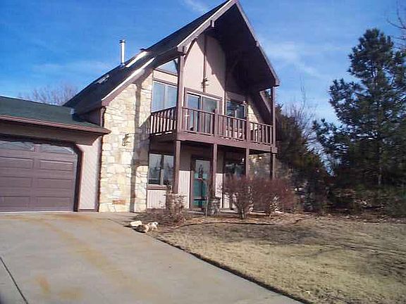 2nd image of 550 N Hillside Dr