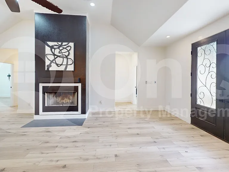821 Vickie Dr — Photo 6