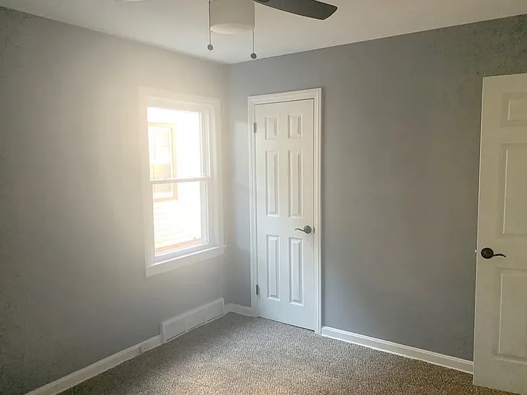 21302 Gardenview Dr — Photo 9