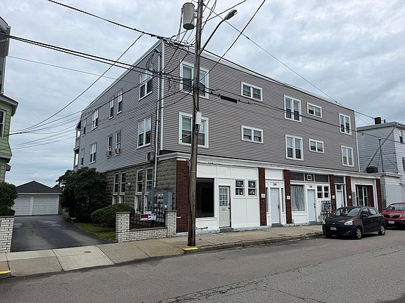 2nd image of 240 Osborn St