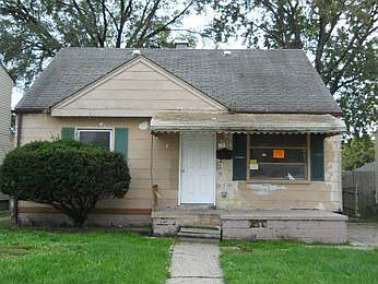 1st image of 11290 Cadillac Ave