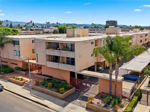 5429 Newcastle Ave, Encino, CA 91316