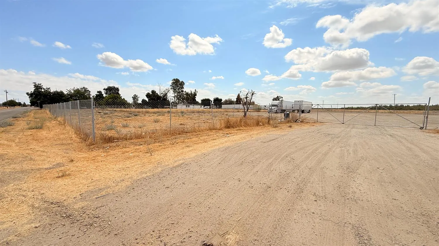 1 Road 32 photo 1