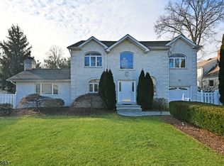 11 Legion Pl, Paramus, NJ 07652