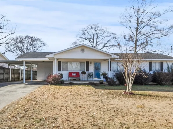 1528 60th Ave E, Cottondale, AL 35453