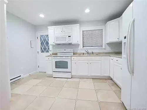 (Undisclosed Address) Photo 1