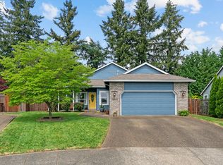 12172 Salmon Ct, Oregon City, OR 97045